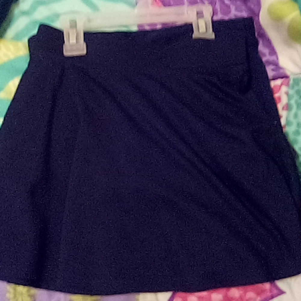 Uniform skirts